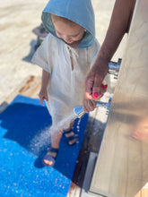 Загрузить изображение в средство просмотра галереи, Лляна пляжна дитяча накидка